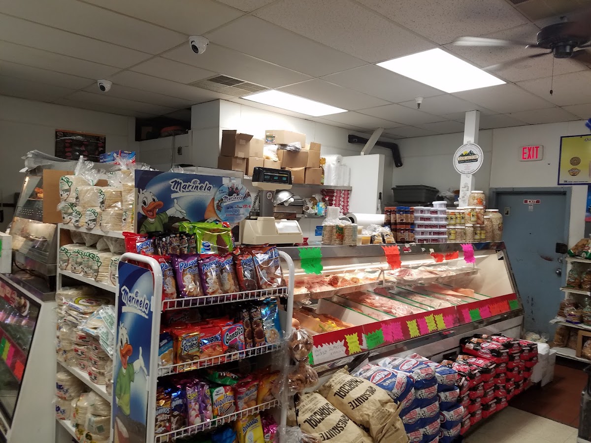 Guanajuato Grill Deli & Bakery-1